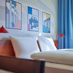 Отель Mcdreams Stuttgart-city