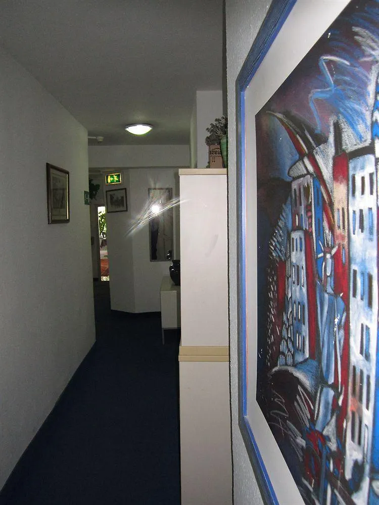 Hotel City Kraeme Am Roemer - Self Check In Frankfurt am Main Aparthotel